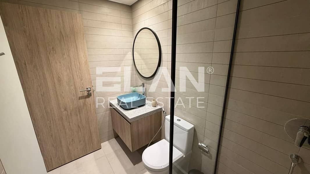 Luxury Studio | Ready To Move | Burj & Canal View - Image 12