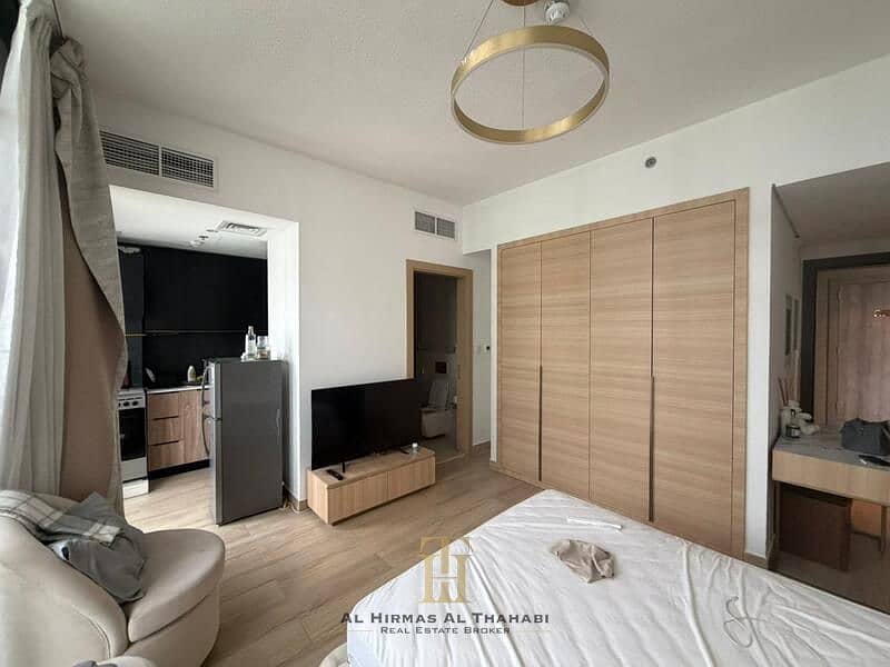 Modern Furnisher - Stunning Studio - Ready To Move