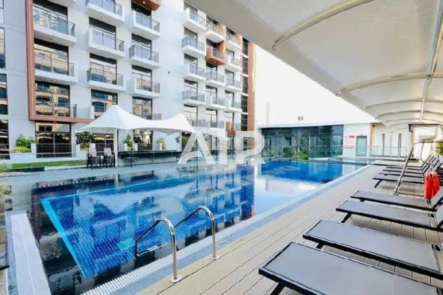 Stylish Studio | Elz by Danube | Rented