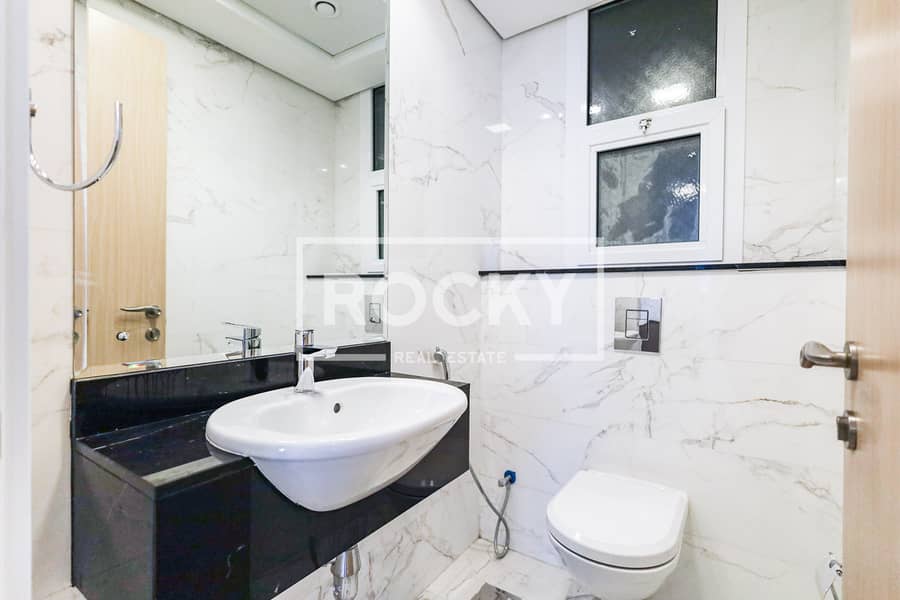 Spacious Layout | kitchen appliances| Brand new - Image 14