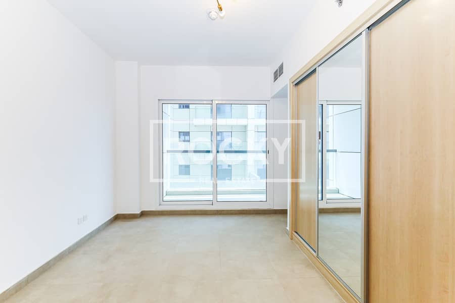 Spacious 2 Bedroom | Brand New | Prime location - Image 6