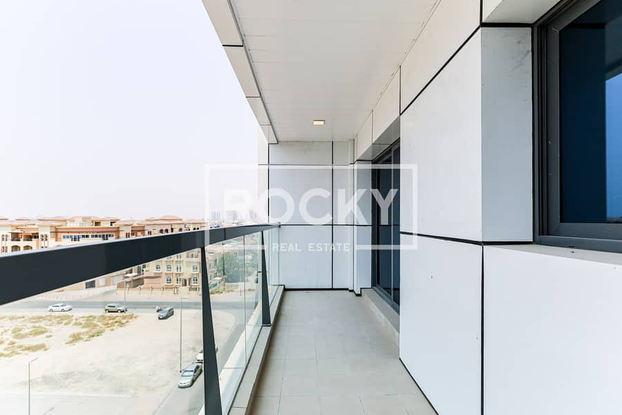 Spacious 2 Bedroom | Brand New | Prime location - Image 10