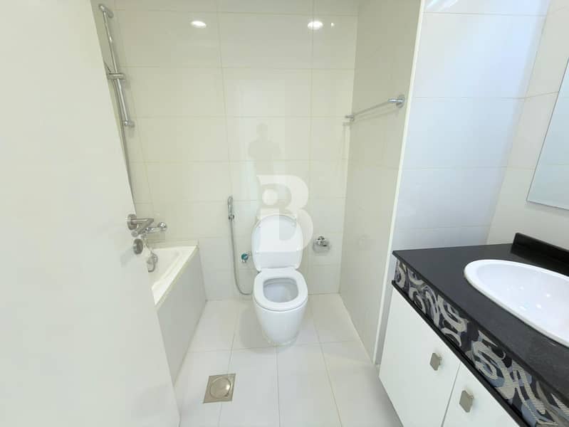 CLASSY 1BR | HIGH FLOOR | SPACIOUS | BEST DEAL - Image 14