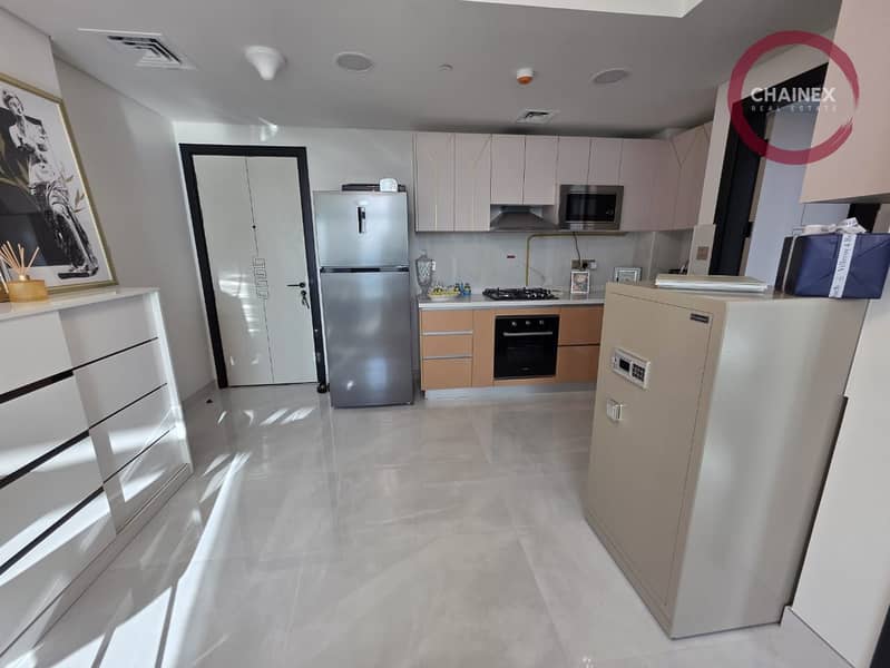 Cozy | Fully Furnished | High Floor - Image 11