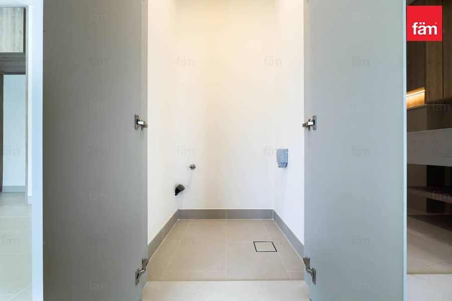 Stunning Views | High Floor | Amazing Deal - Image 24