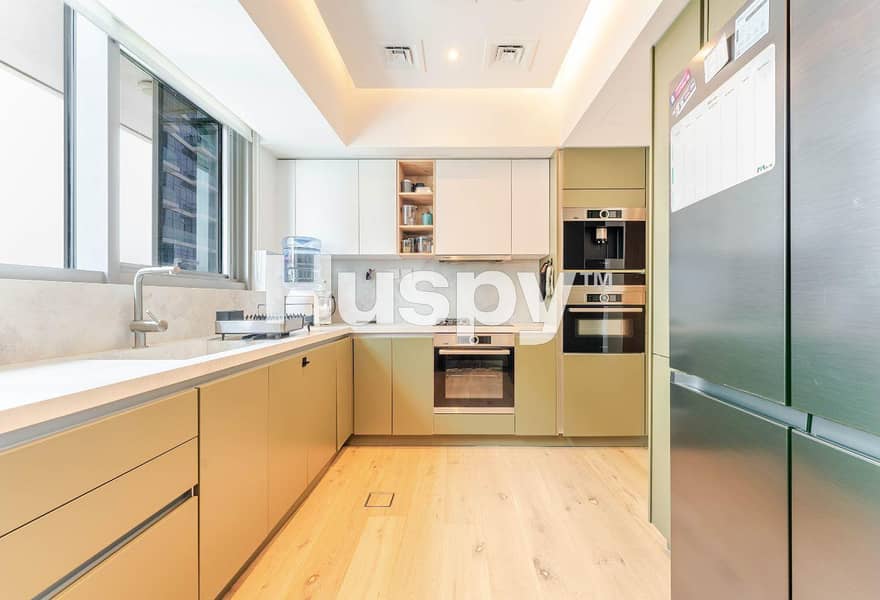 Upgraded | Golf Course View | Vacant - Image 9