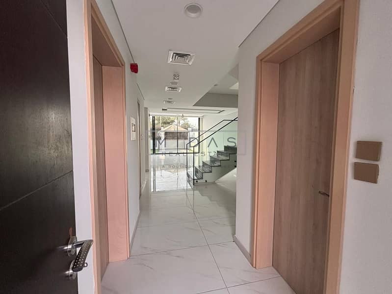 5BR/Spacious /Big Balcony/Close to Park/Close to School/Perfect for Family Living