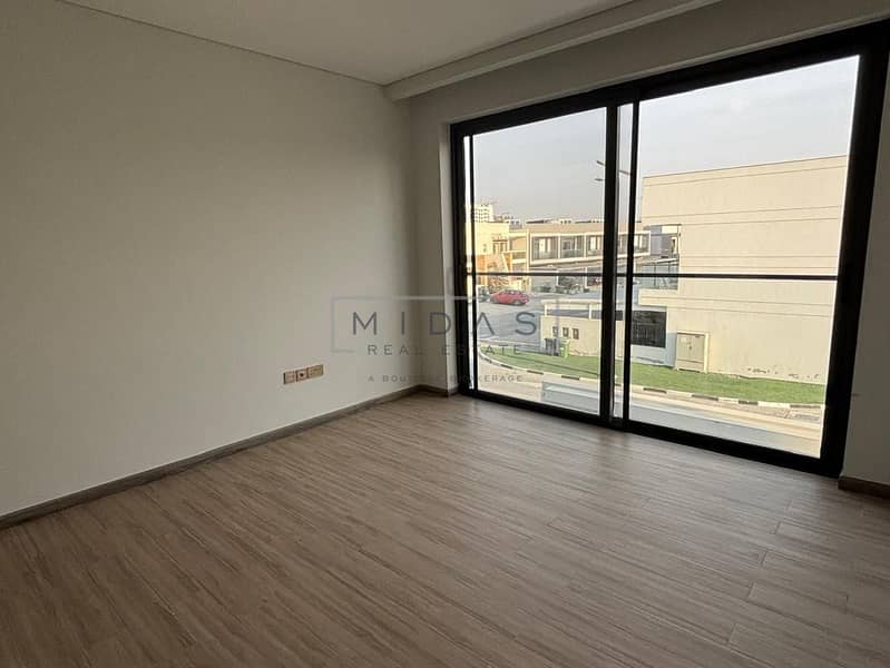 5BR/Spacious /Big Balcony/Close to Park/Close to School/Perfect for Family Living - Image 8