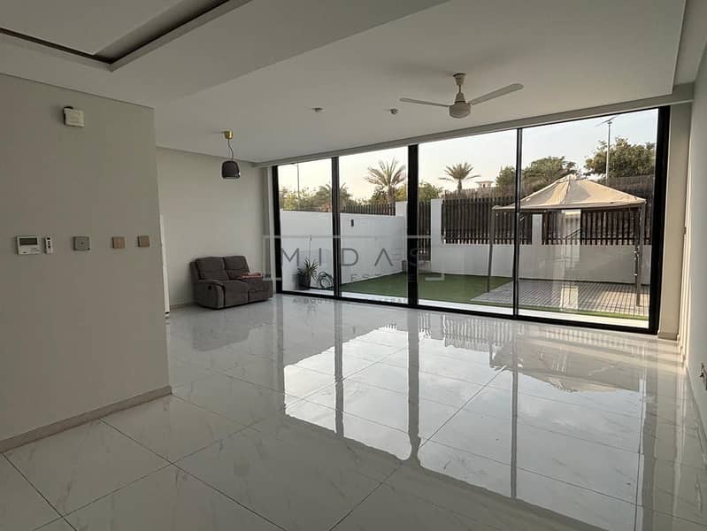 5BR/Spacious /Big Balcony/Close to Park/Close to School/Perfect for Family Living - Image 13