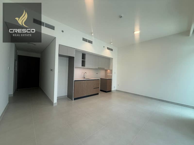 Prime Location | Elegant Unit | Waterfront Living