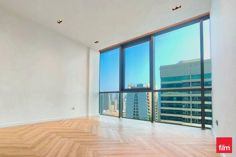 Duplex Penthouse | Modern Style | Make an Offer