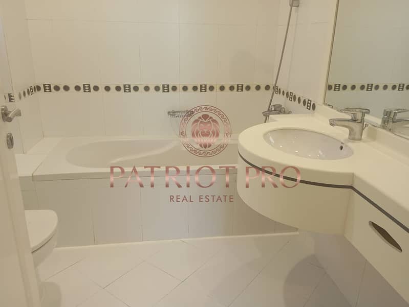 Spacious 2 BR Apartment in Barsha Heights - Image 10