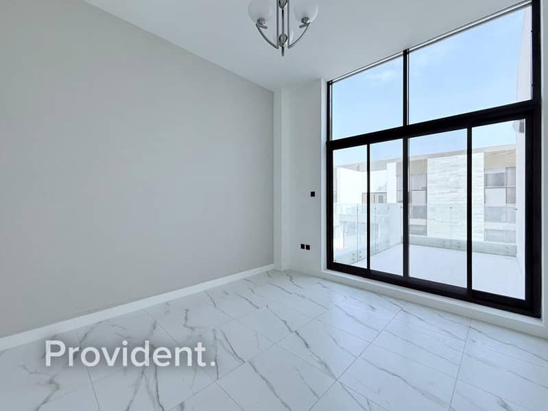 Corner Unit | Close to Amenities | Handover Soon