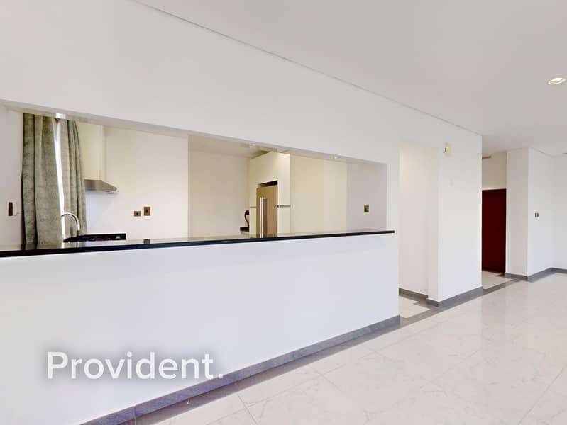 Exclusive | Panoramic Polo View | Vacant - Image 9