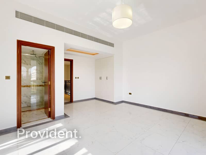 Exclusive | Panoramic Polo View | Vacant - Image 14