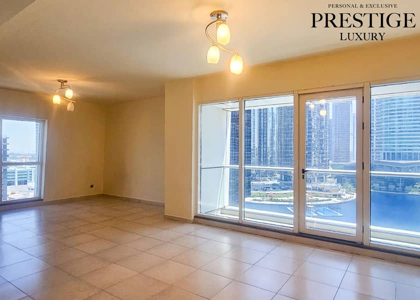 Lake View | Unfurnished | Vacant on 10th January