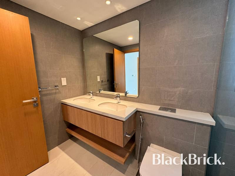 Poolside Family Home | Premium amenities - Image 22