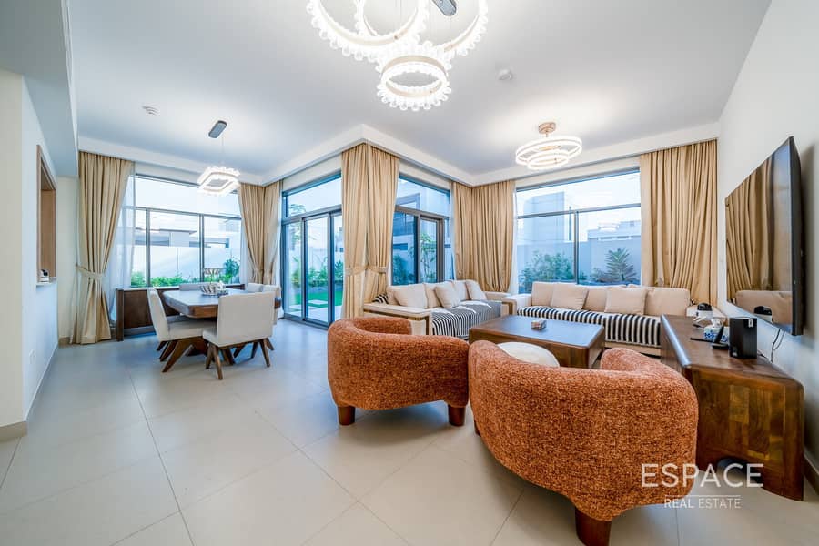 Vastu | Vacant | Landscaped | Furnished