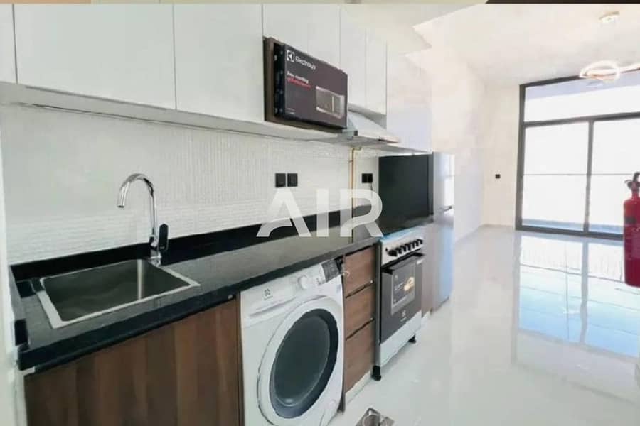 Cozy Studio | Modern Living | Elz by Danube - Image 8