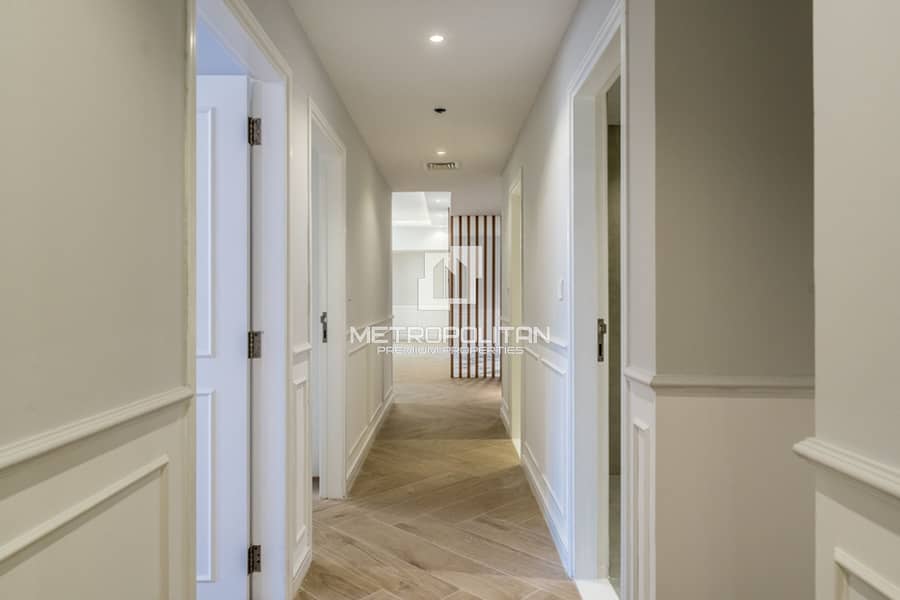 Marina Skyline View | Upgraded | Spacious Layout - Image 22