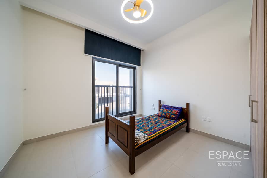 Vastu | Vacant | Landscaped | Furnished - Image 11