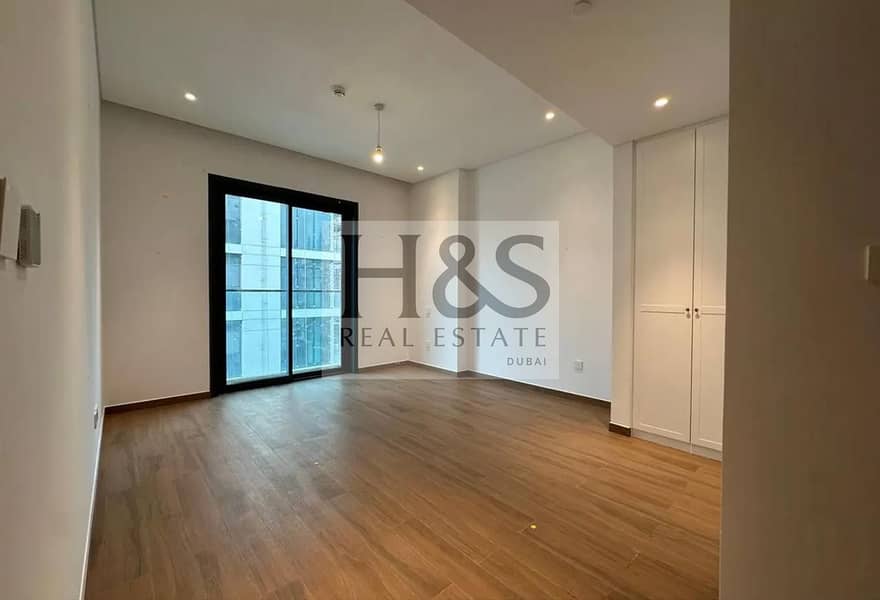 SPACIOUS 2 BHK | PRIME LOCATION | MODERN LAYOUT