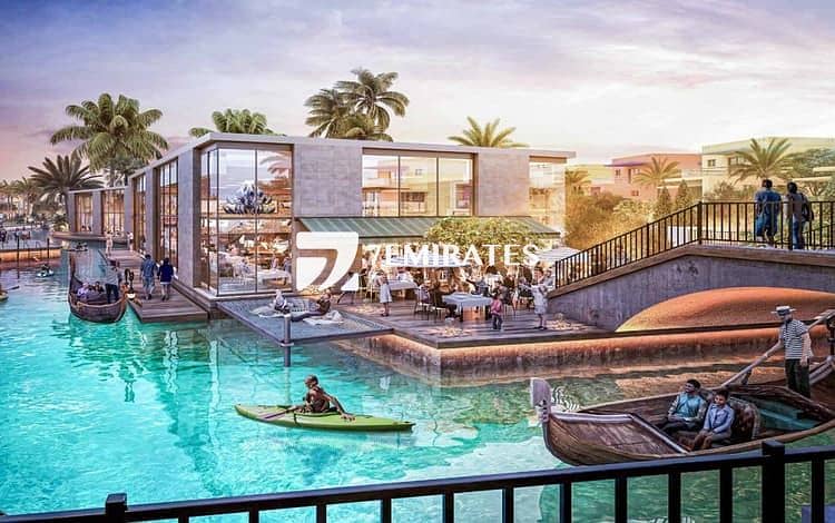 Luxury Lagoon Villa | High Returns | Waterfront - Image 10