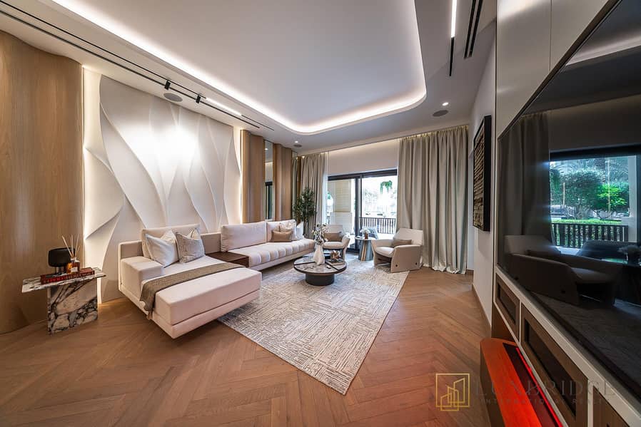 Vacant | Sea View | Prime Location