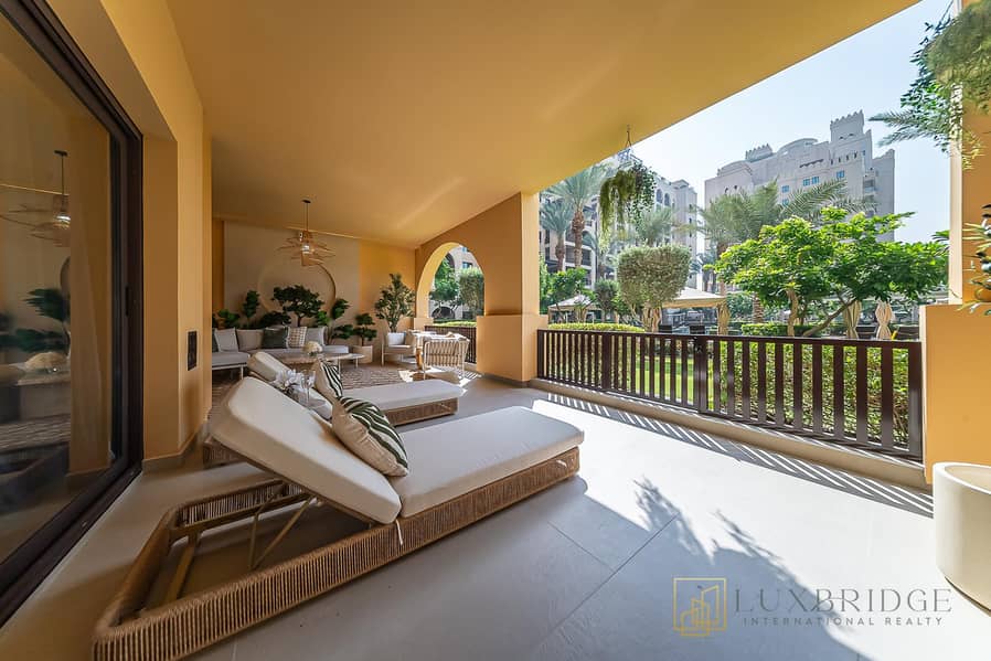 Vacant | Sea View | Prime Location - Image 20