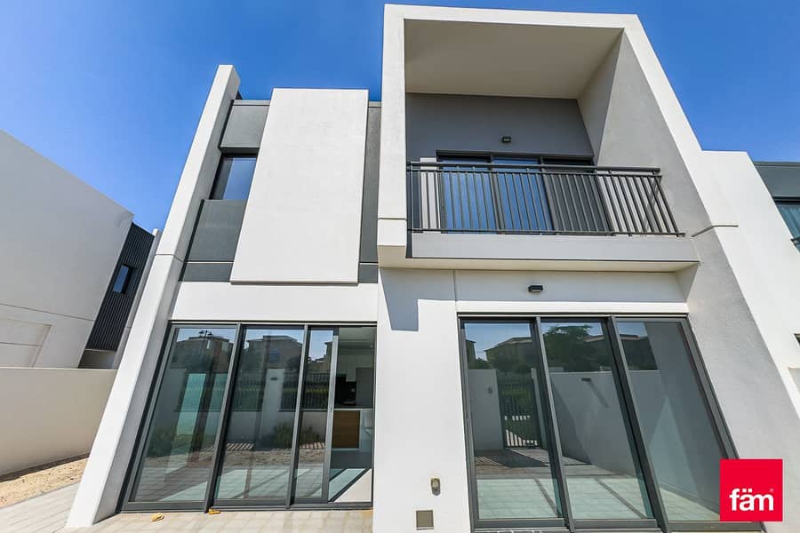 4br Townhouse For Rent I La Rosa I Villanova - Image 7