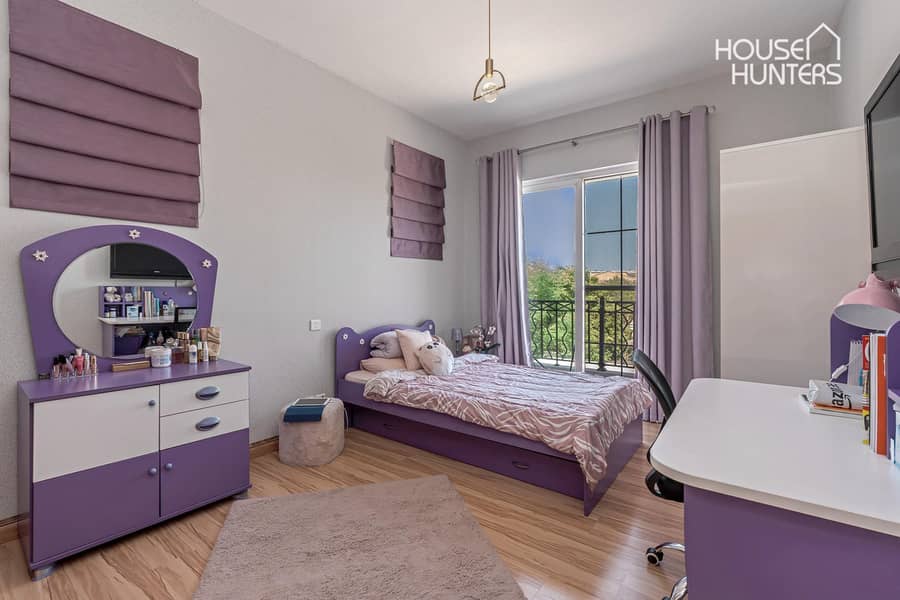 Stunning home| Large plot| Upgraded - Image 18