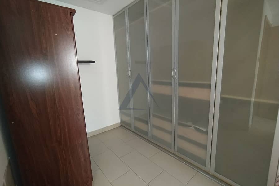 Spacious 4 BR + Maid| Prime Community Living | Vacant - Image 12