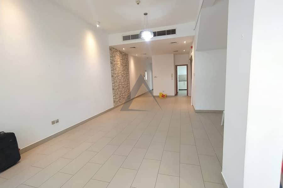 Spacious 4 BR + Maid| Prime Community Living | Vacant - Image 28