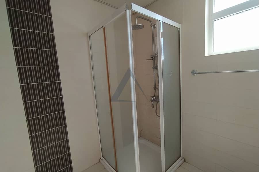 Spacious 4 BR + Maid| Prime Community Living | Vacant - Image 33