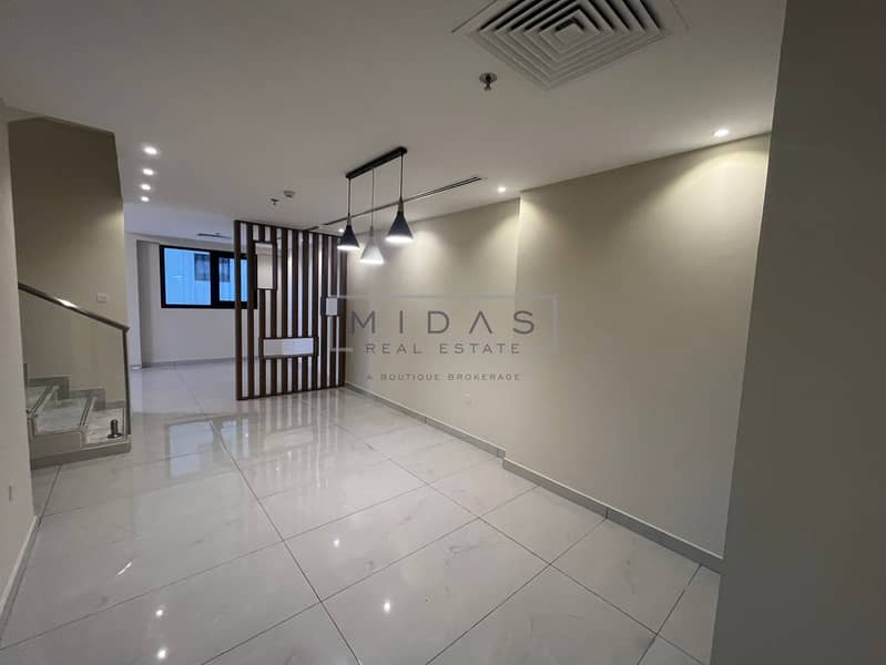 3BR/Spacious /Big Balcony/Close to Park/Close to School/Perfect for Family Living