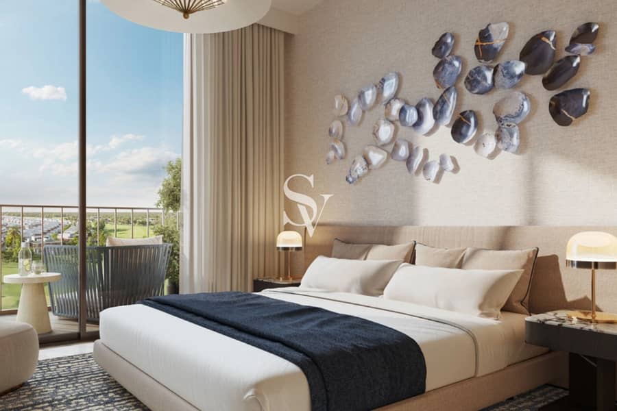 HUGE LAYOUT - HIGHER FLOOR - GOLF COURSE VIEW - Image 9