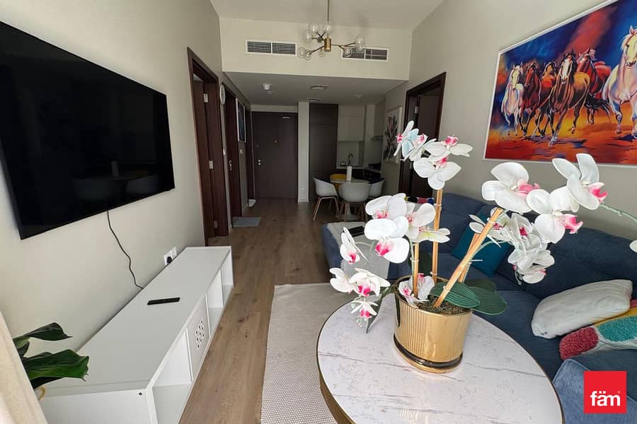 Canal View | Vacant | Furnished - Image 10