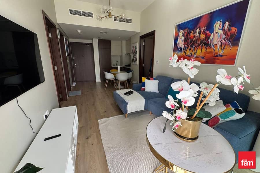 Canal View | Vacant | Furnished - Image 12