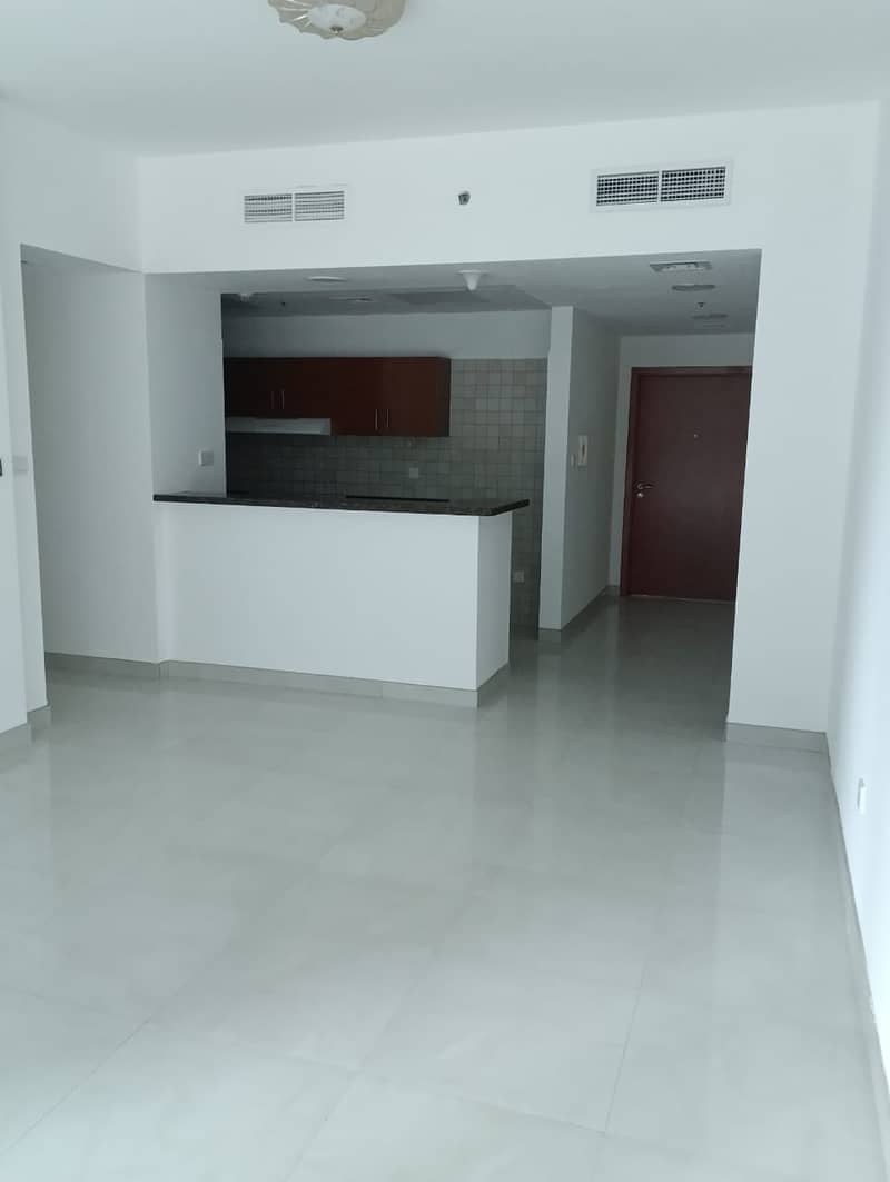 2BEDROOM | SPACIOUS LAYOUT | PODIUM FLOOR - Image 11