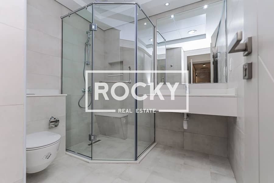 Spacious 1 B/R Apartment with Parking | Al Warqa 1 - Image 16