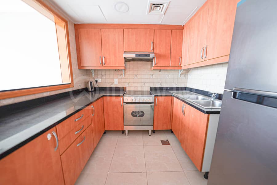 Spacious 2BR with Open Marina View | Near Metro | 125K - Image 20