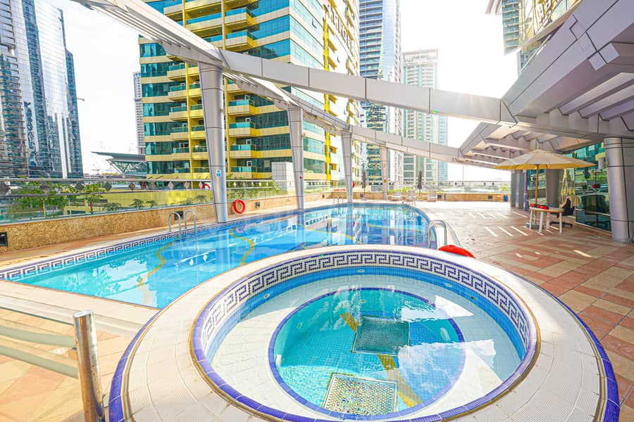 Spacious 2BR with Open Marina View | Near Metro | 125K - Image 29