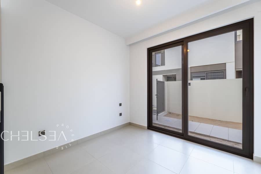 MOVE IN READY | COMMUNITY VIEW | BRAND-NEW - Image 7