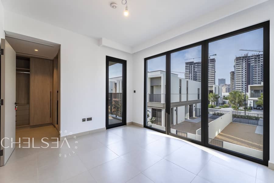 MOVE IN READY | COMMUNITY VIEW | BRAND-NEW - Image 8