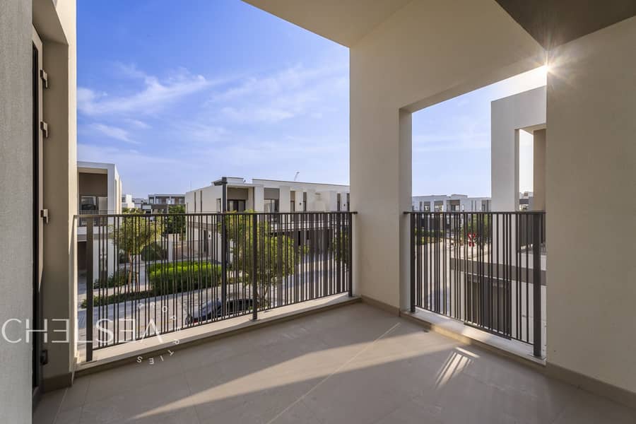 MOVE IN READY | COMMUNITY VIEW | BRAND-NEW - Image 22