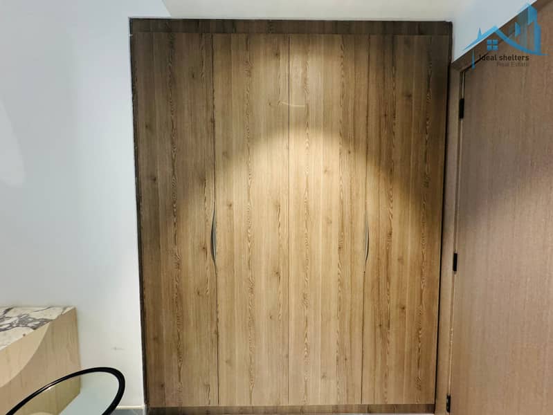 3BR PENTHOUSE Sea View Furnished Dewa Included - Image 9