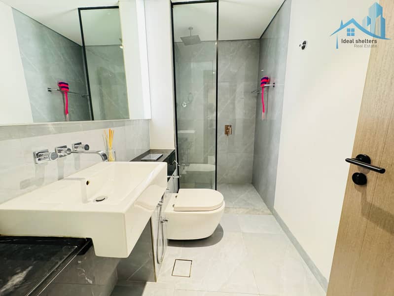 3BR PENTHOUSE Sea View Furnished Dewa Included - Image 18