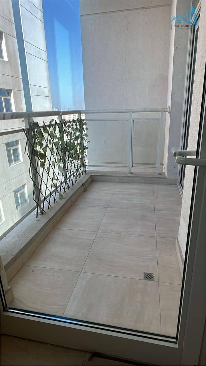 Sami furnished 1bhk Chiller free near metro