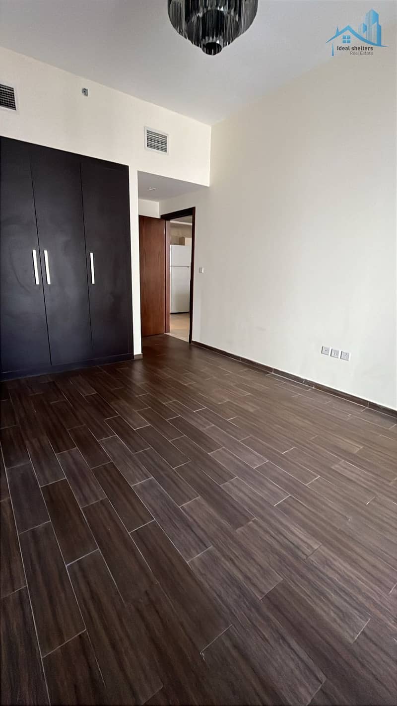 Sami furnished 1bhk Chiller free near metro - Image 6