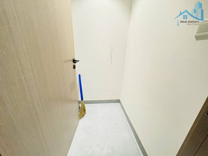 3BR PENTHOUSE Sea View Furnished Dewa Included - Image 27